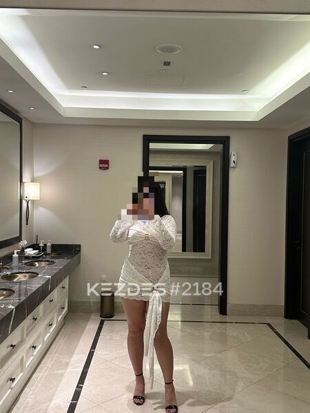阿德莉亚 仅 Whatsapp 塞齐姆 卡拉 图兰 在巴雷斯竞技场区 Astana фото — 6
